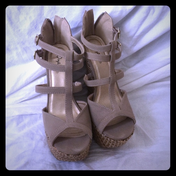 Beige Strappy Wedges