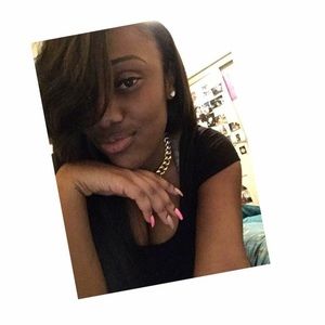 Meet your Posher, Monae