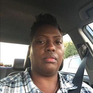 Meet your Posher, Tonya