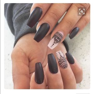 Meet your Posher, Leah