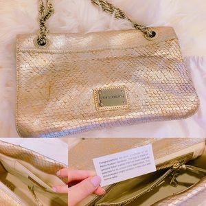 Alexis Hudson Bags - Alexis Hudson Gold Snake Pattern Handbag Alexis Hudson Bags - Alexis Hudson Gold Snake Pattern Handbag