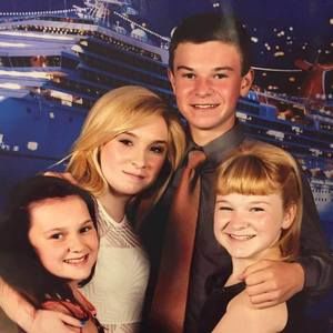 Meet your Posher, Scarlett