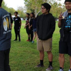 Meet your Posher, Sang