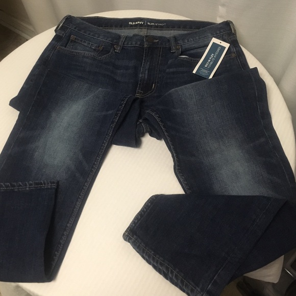 NWT slim fit jeans. Built in flex. Old Navy. - Picture 1 of 4