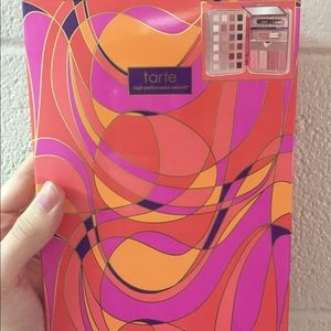 TARTE Works of Tarte Holiday 2016