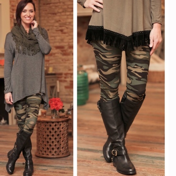 🌺Camo Knit Leggings - Picture 3 of 4