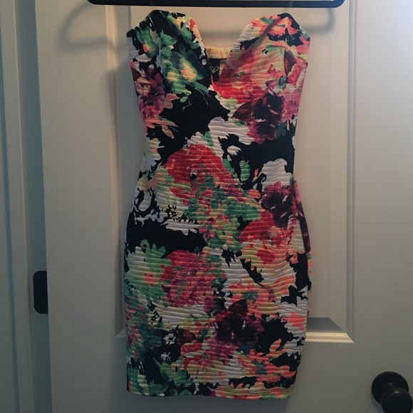 form fitting floral dress