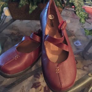 Ortha Heel  shoes size 71/2 new