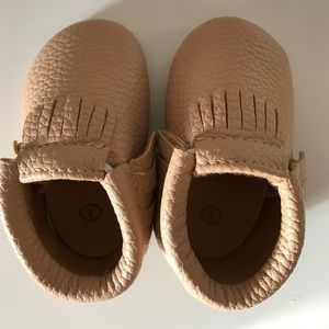 SANDY TOES – BABY MOCCASINS