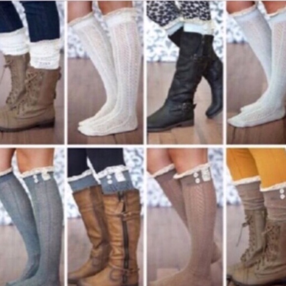 3 PAIRS OVER THE KNEE SOCKS WITH LACE AND BUTTONS - Picture 2 of 2