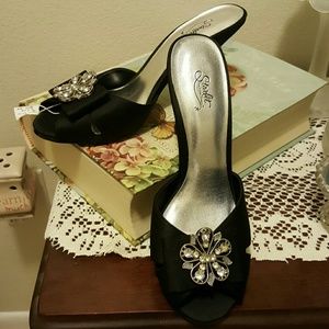 Black open toe heels shoes 7.5