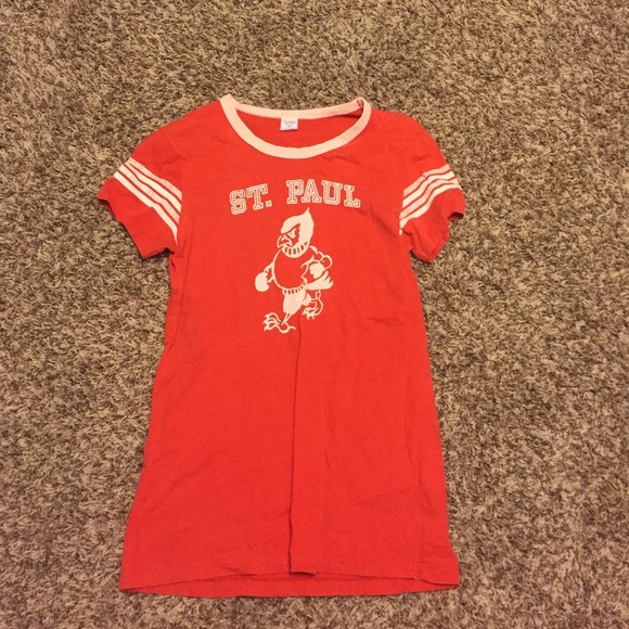 Abercrombie and fitch tee