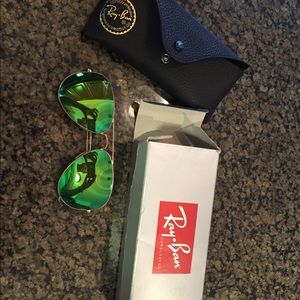 Ray-Ban Mirrored Aviators