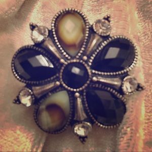 🛍️GIFTED🛍️ Nice adjustable cocktail ring