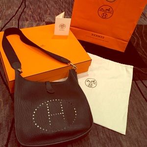 Hermes AUTHENTIC SAC 'EVELYNE' Poche Handbag