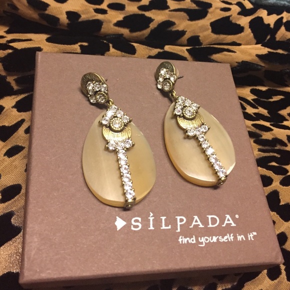 Silpada statement earrings