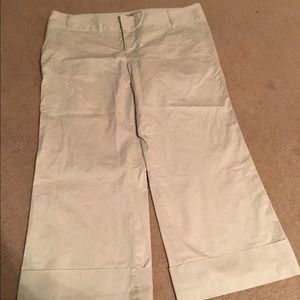 Khaki capris
