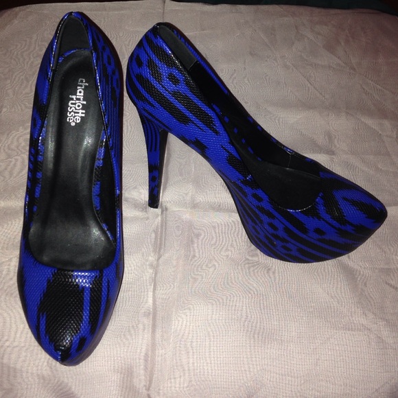 Royal blue and black python print heels - Picture 1 of 1