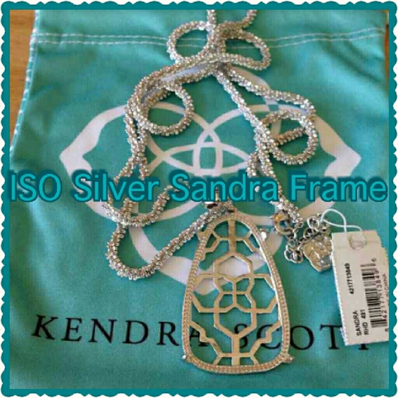😊FOUND😊ISO Kendra Scott Sandra frame!!