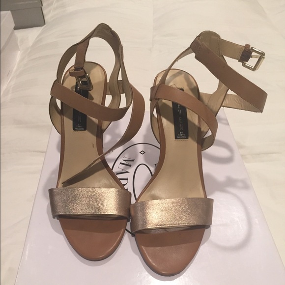 Steven by Steve Madden nude and rose gold heels - Picture 3 of 3
