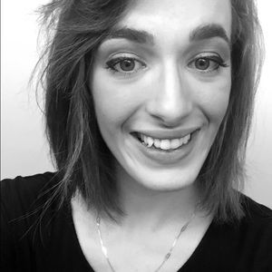 Meet your Posher, Janelle