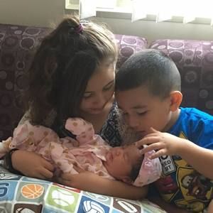 Meet your Posher, Crystal