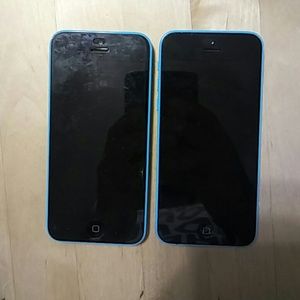 2 iphone 5c's