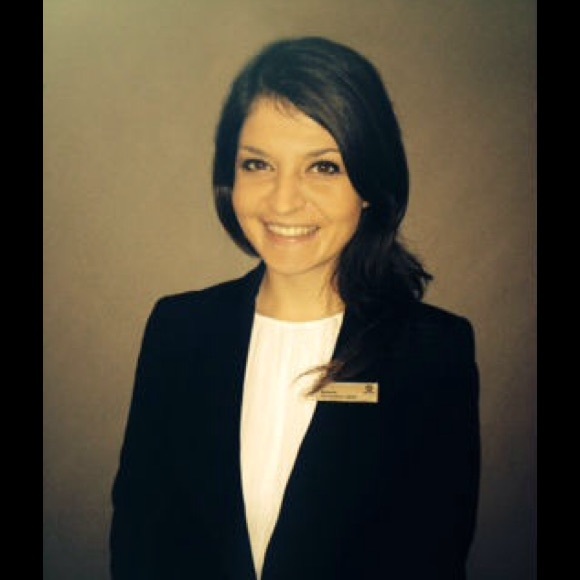 Meet your Posher, Marianna