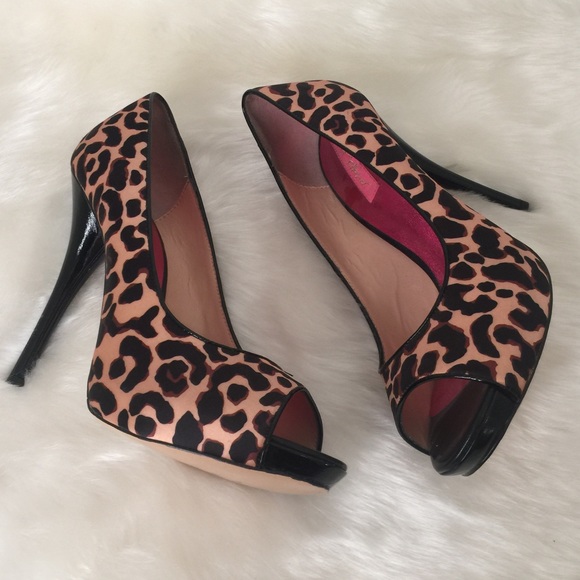 Betsey Johnson Leopard Peep Toe Heels size 10.