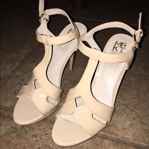 MRKT Heels