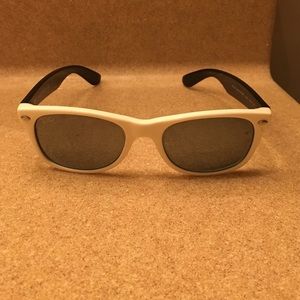 Ray Ban wavefarer
