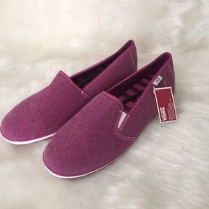 Vans pink/fuchsia slip on shoe size 10,11