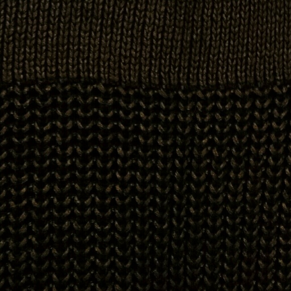 Sweater - Picture 4 of 4
