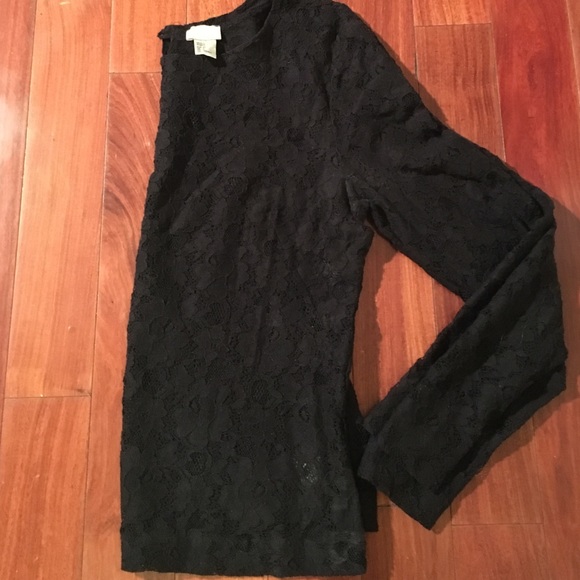 H&M Trend label: black lace top