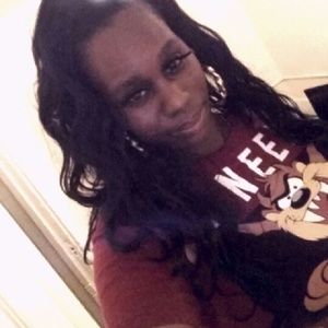 Meet your Posher, Mercedes