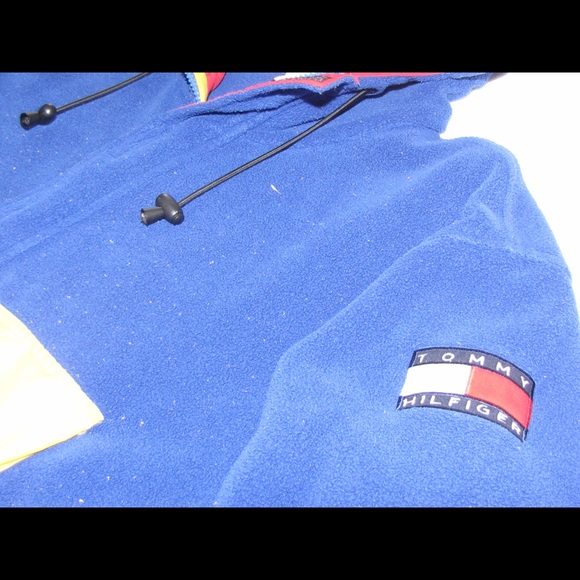 ✅ SOLD✅ Vintage Fleece Tommy Hilfiger Hoodie - Picture 3 of 4