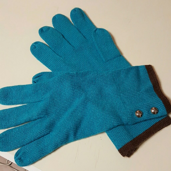 Coach gloves