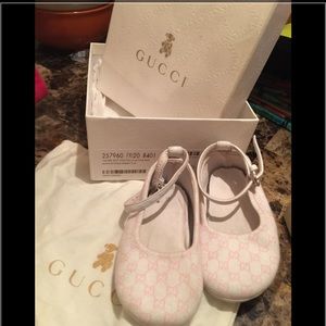 Gucci shoes