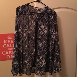 Gorgeous CAbi top in a silky leopard print XL