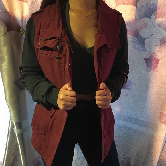 Burgundy military jacket from Pacsun - Picture 2 of 4