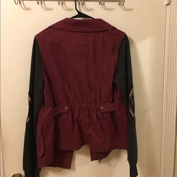 Burgundy military jacket from Pacsun - Picture 3 of 4