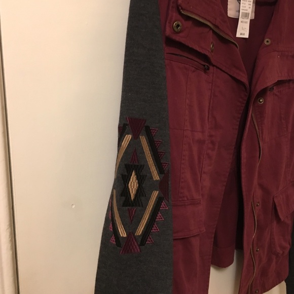 Burgundy military jacket from Pacsun - Picture 4 of 4