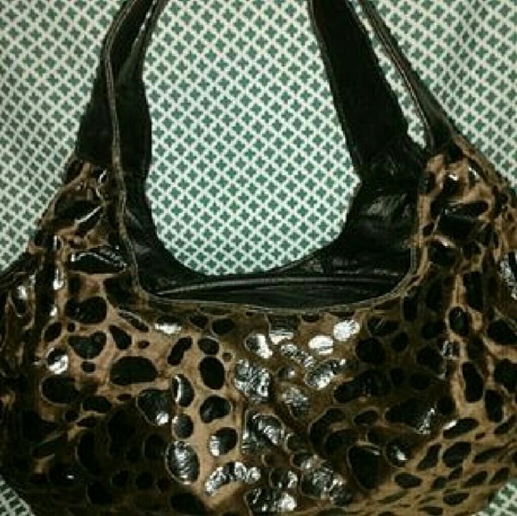 NWOT Spacious 🐆 Leapord Hobo