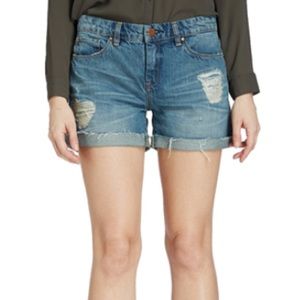 BLANK NYC Slim Boyfriends Shorts