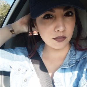 Meet your Posher, Candice