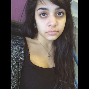 Meet your Posher, Danielle