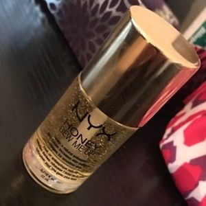 NYX