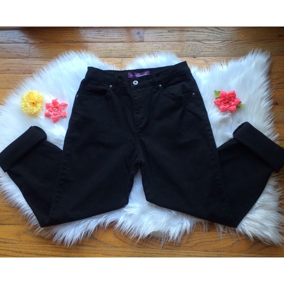 Brandy Melville Denim - Vintage Black High Waisted Mom Jeans 🌻