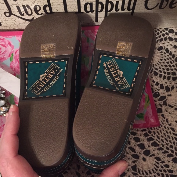 ❗️SALE❗️L'Artiste Spring Step BNWOT slip ons - Picture 2 of 4