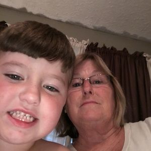 Meet your Posher, Sheila